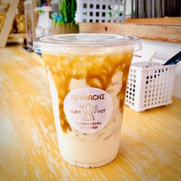 นมสดคาราเมลเย็น