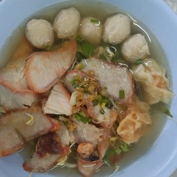 เกาเหลาหมูแดง