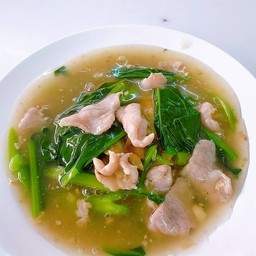 ราดหน้าหมูพิเศษ