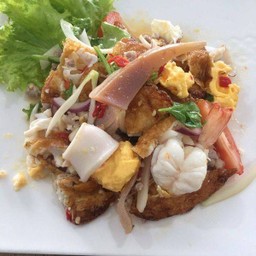 ยำไข่ดาว