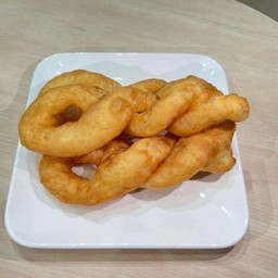 ปาท่องโก๋