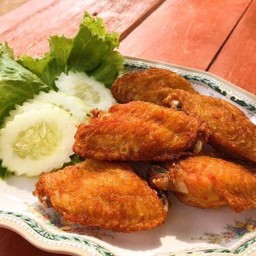 ปีกไก่ทอด