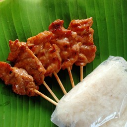 ชุดข้าวเหนียว-หมูปิ้ง