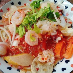 ยำวุ้นเส้นรวมมิตร