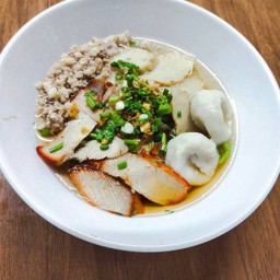 ก๋วยเตี๋ยวน้ำใส