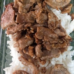 ข้าว+ทอดกระเทียมพริกไทย