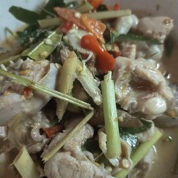 ไก่รวนปลาร้า