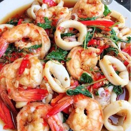 กระเพราทะเล เป็นกับข้าว