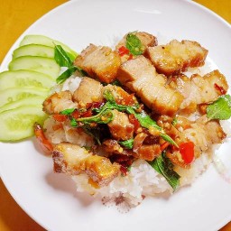 นายกะเพรา-เฉลิมพระเกียรติบ้านเรา