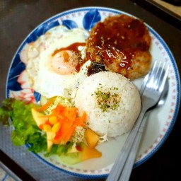 ข้าวแฮมเบอร์หมู