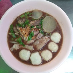 ร้านก๊วยเตี๋ยวนายอินทร์ เขาตาโล1/2