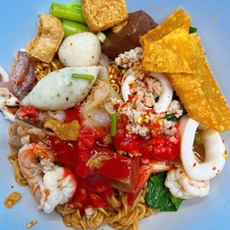 เย็นตาโฟต้มยำทะเล :