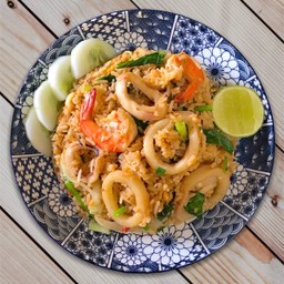 ข้าวผัดรวม