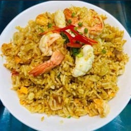 ข้าวผัดผงกะหรี่