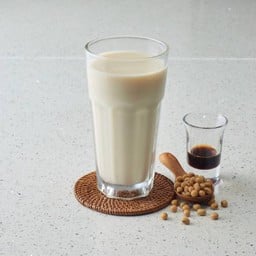 Fresh Homebrewed Soyamilk