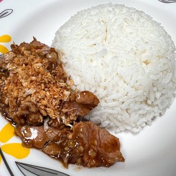 หมูกระเทียมพริกไทย