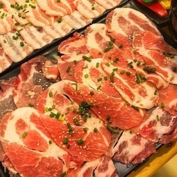 สันคอหมูสไลด์ (Boston Shoulders)