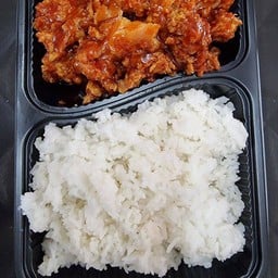 ข้าวไก่กรอบซอลหมาล่า