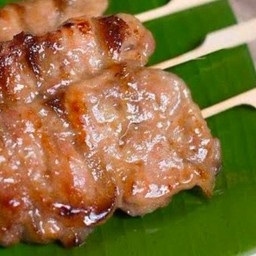 หมูปิ้ง บ้านพลอย นิราวิลล์แคร์ไลฟ์