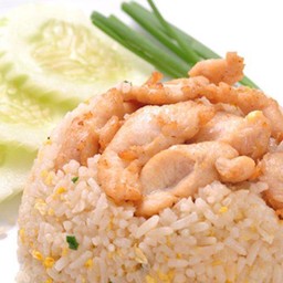 ข้าวผัดหมูชิ้น