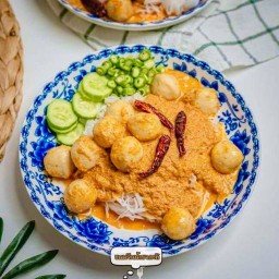 ขนมจีนน้ำยา คอนโด