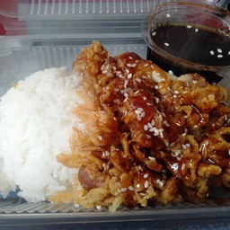 ข้าวไก่กรอบซอสเกาหลี(เทอริยากิ)