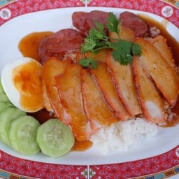 ข้าวหมูแดง