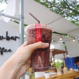 คลังไม้ slowbar café