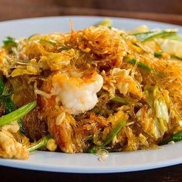 วุ้นเส้นผัดไข่ใส่กุ้ง