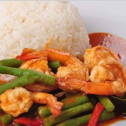ข้าวพริกแกงกุ้งใส่ถั่วฟักยาว