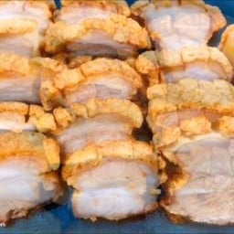 หนังฟู หมูกรอบ บางซื่อ