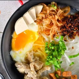 ข้าวต้มอัสดง ก๋วยจั๊บญวนเอกชัย