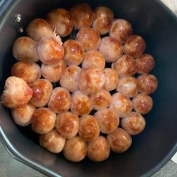 ข้าวหมูแดง-กรอบ กาแฟสด สเต็ก