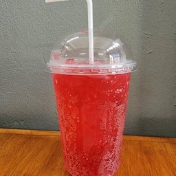 แดง แก้วโอ่ง