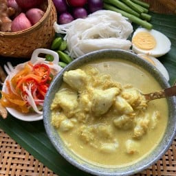 ขนมจีนน้ำยาปู นุ่มฟู