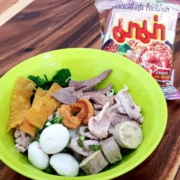 มาม่าแห้ง ไม่ยำ พิเศษ