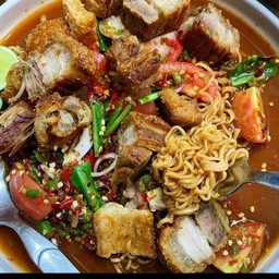 ยำมาม่า