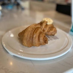 Plain Croissant (Delivery)