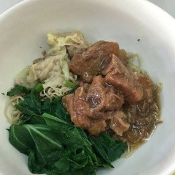 บะหมี่หมูอบ