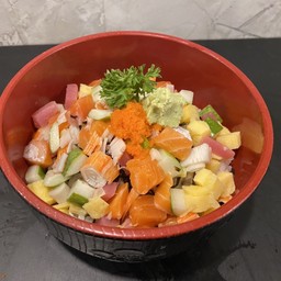 ข้าวหน้าปลาดิบรวมหั่นเต๋า - Bara Chirashi Don