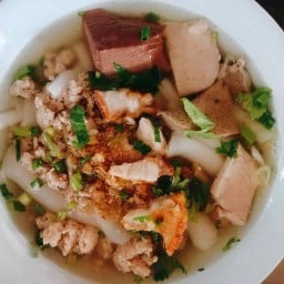 ต้มเลือดหมูนายเบียร์(สีลม)