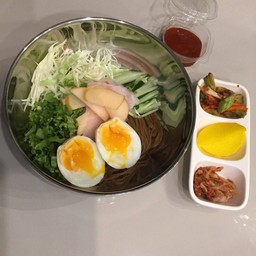 บะหมี่เย็นแห้ง ( ฟรีโยเกิร์ต )