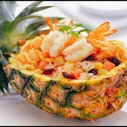ข้าวผัดสับปะรดกุ้ง