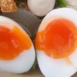 ไข่ยางมะตูม