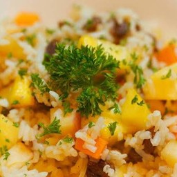 ข้าวผัดสับปะรด( มัง )