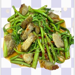 กระเฉดผัดน้ำมันหอย
