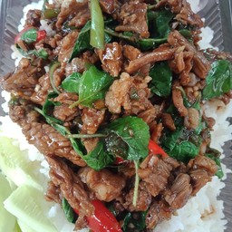 ผัดกระเพราเนื้อ