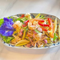 ยำทะเลรวม