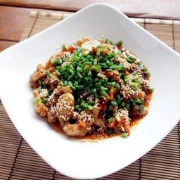 ผัดซอสหม่าล่า ราดข้าว