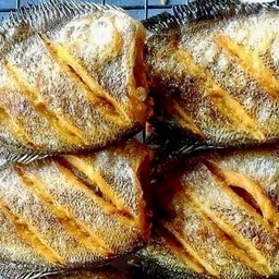 ปลาสลิดทอด ไซร์กลาง